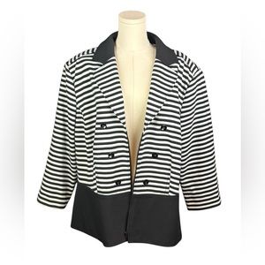 Tahari Black/White Casual Blazer w/ Button Accents, Zipper, & Shoulder Pads (22)